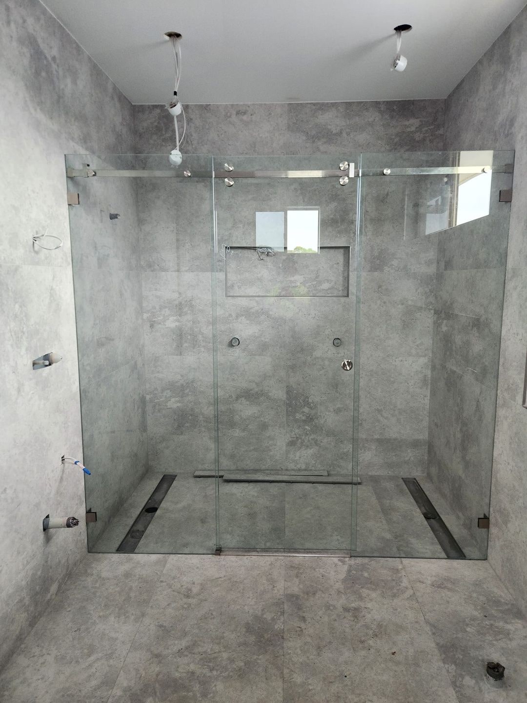 Shower Screen